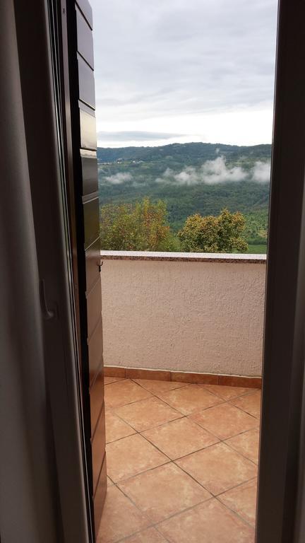 Villa House Of Veli Joze à Motovun Extérieur photo
