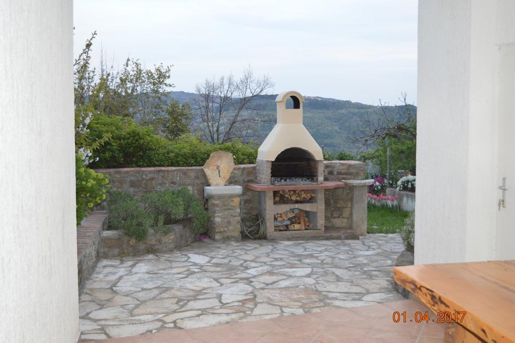 Villa House Of Veli Joze à Motovun Extérieur photo